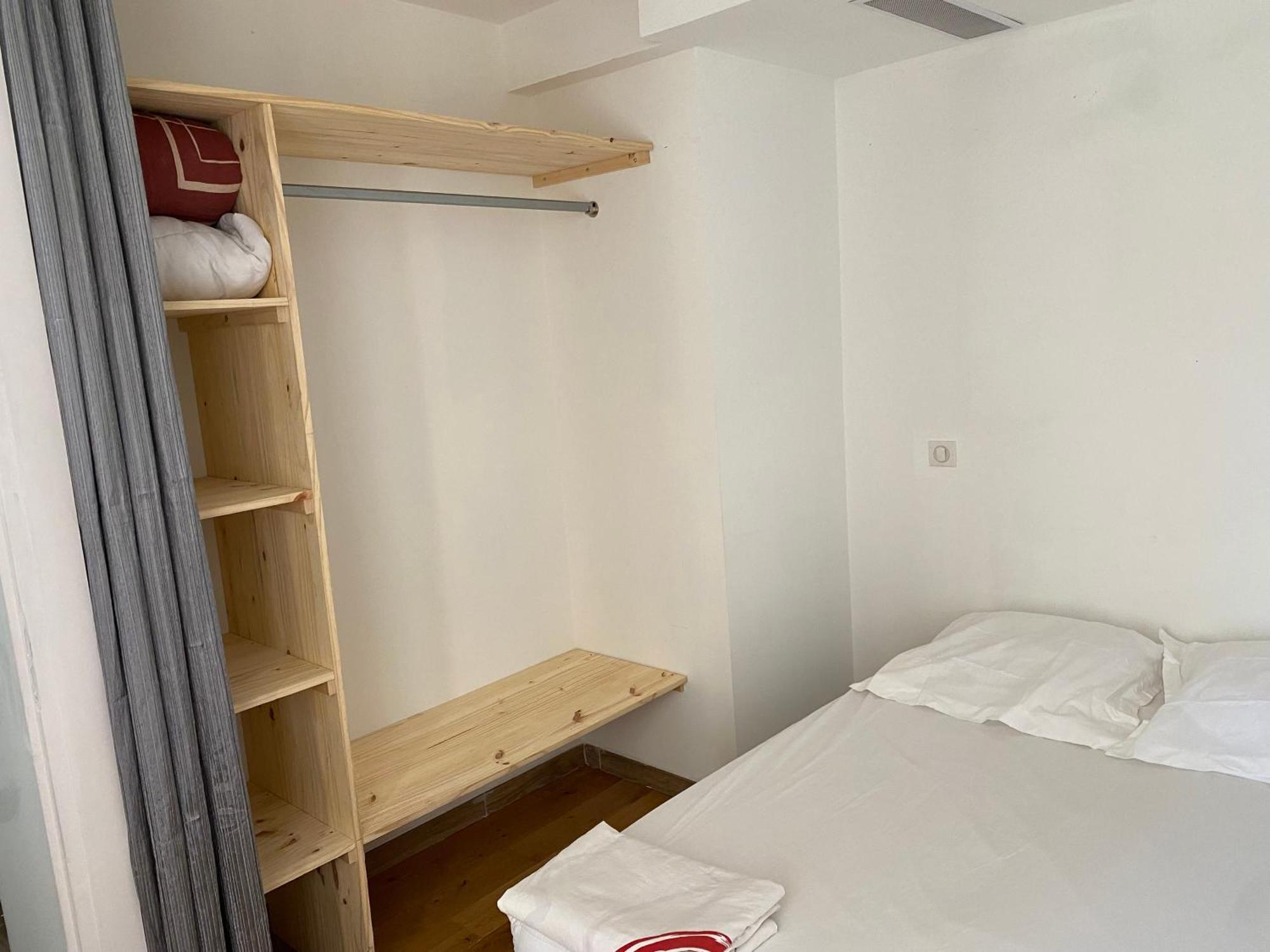 P2 ,7 Rue Saint Catherine *